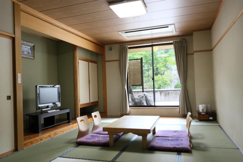Hotel Ishiuchi Yungparunas Minamiuonuma Exterior foto